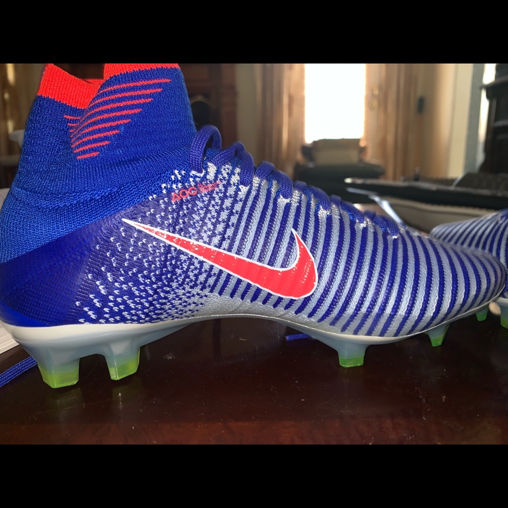 Nike Mercurial Soccer Cleats , red white and blue - Picture 3 of 3